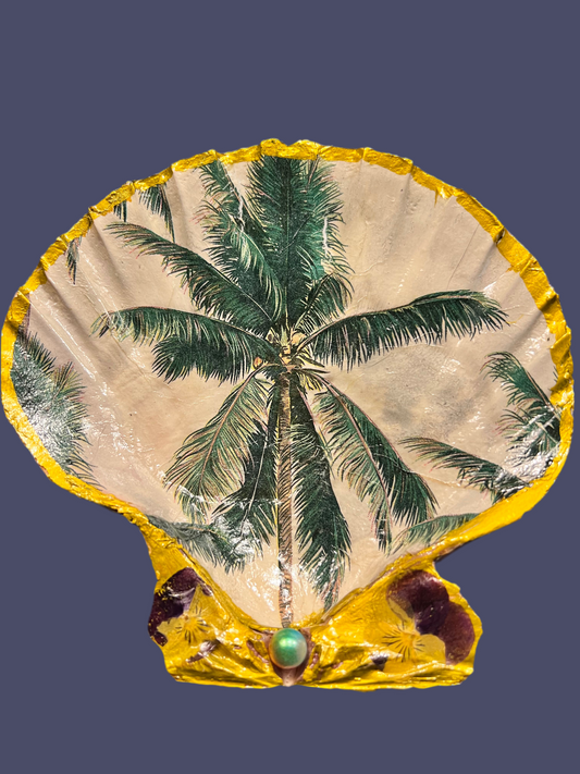 Palm display or ring dish